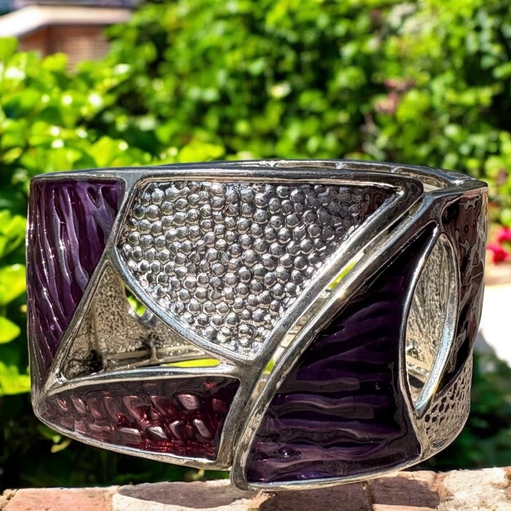 Silver and Purple Textured Stretch Metal Bracelet - Picture 2 of 4